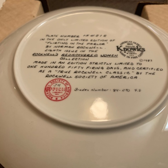 Lots of 2 Knowles fine China collector plates Norman Rockwell Flirting Birthday - Picture 4 of 7